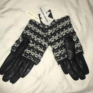 NWT leather touchscreen compatible gloves!